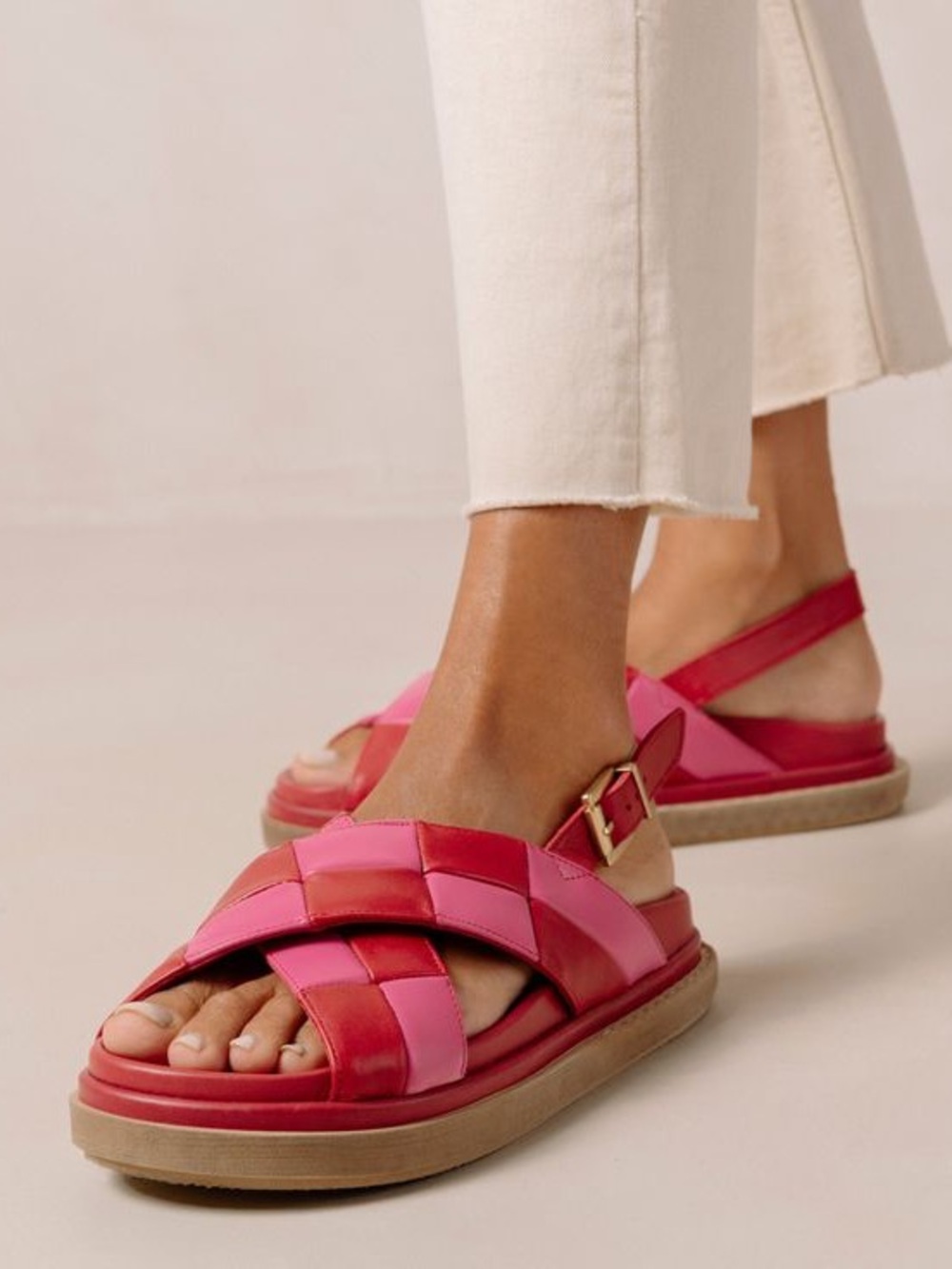 Alohas Marshmallow Scacchi sandals in pink and red checkered print